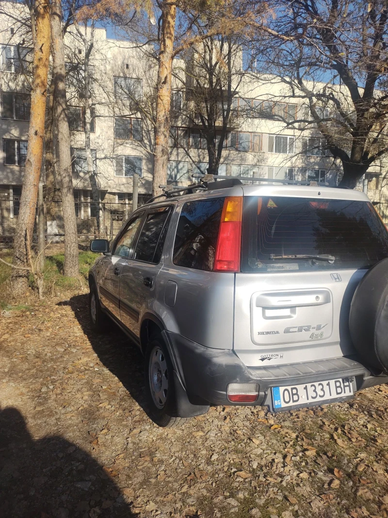 Honda Cr-v 2.0 147кс, снимка 5 - Автомобили и джипове - 52800809