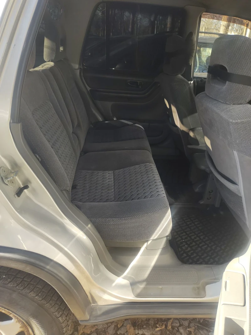 Honda Cr-v 2.0 147кс, снимка 7 - Автомобили и джипове - 52800809