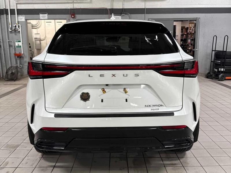 Lexus NX * 350h * CARFAX * БЕЗ ПЪРВОНАЧАЛНА ВНОСКА, снимка 4 - Автомобили и джипове - 52894703