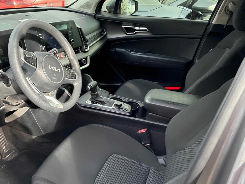 Kia Sportage * LX * CARFAX * БЕЗ ПЪРВОНАЧАЛНА ВНОСКА, снимка 5 - Автомобили и джипове - 53079184
