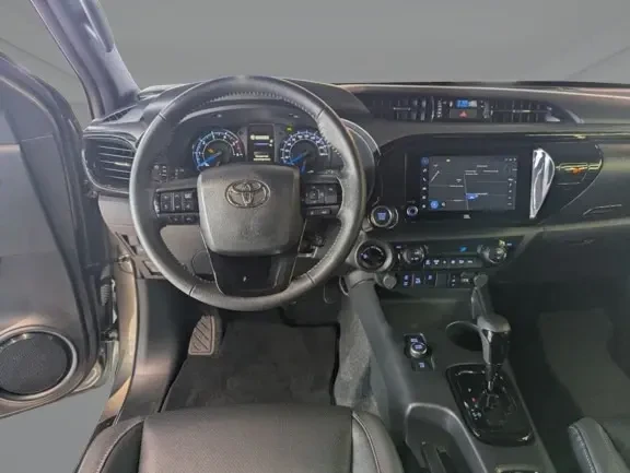 Toyota Hilux 4×4 Double Cab Invincible = NEW = Гаранция, снимка 7 - Автомобили и джипове - 55736323