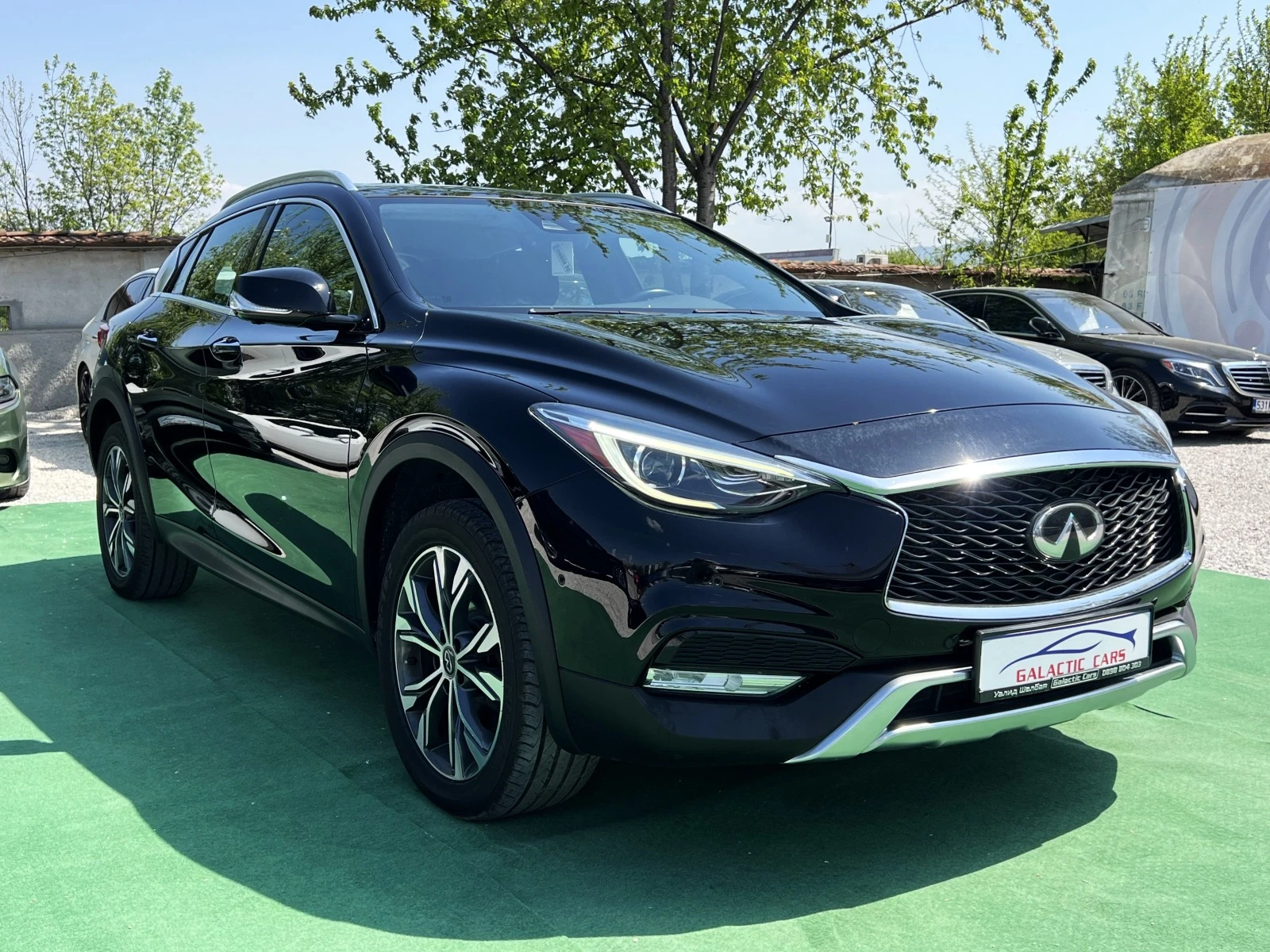 Infiniti QX30 LUXURY AWD - изображение 3