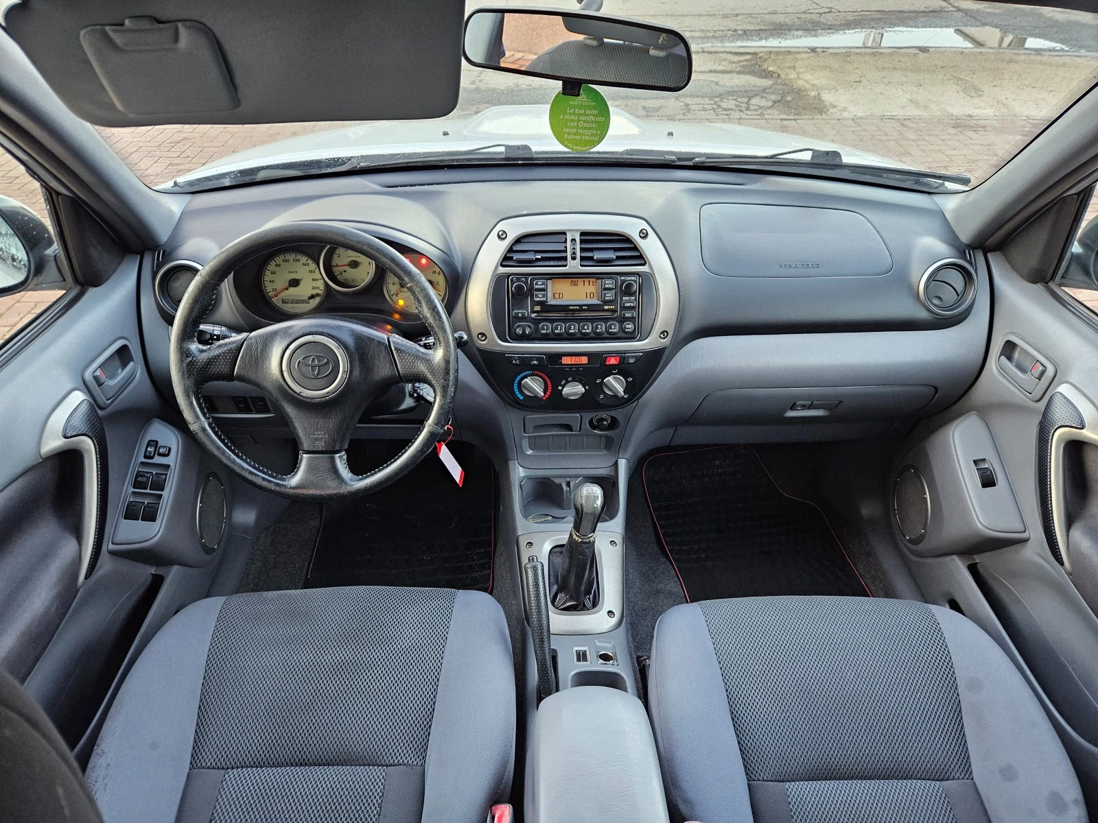 Toyota Rav4 2.0 D4D, 116 к.с., 5 врати - изображение 10