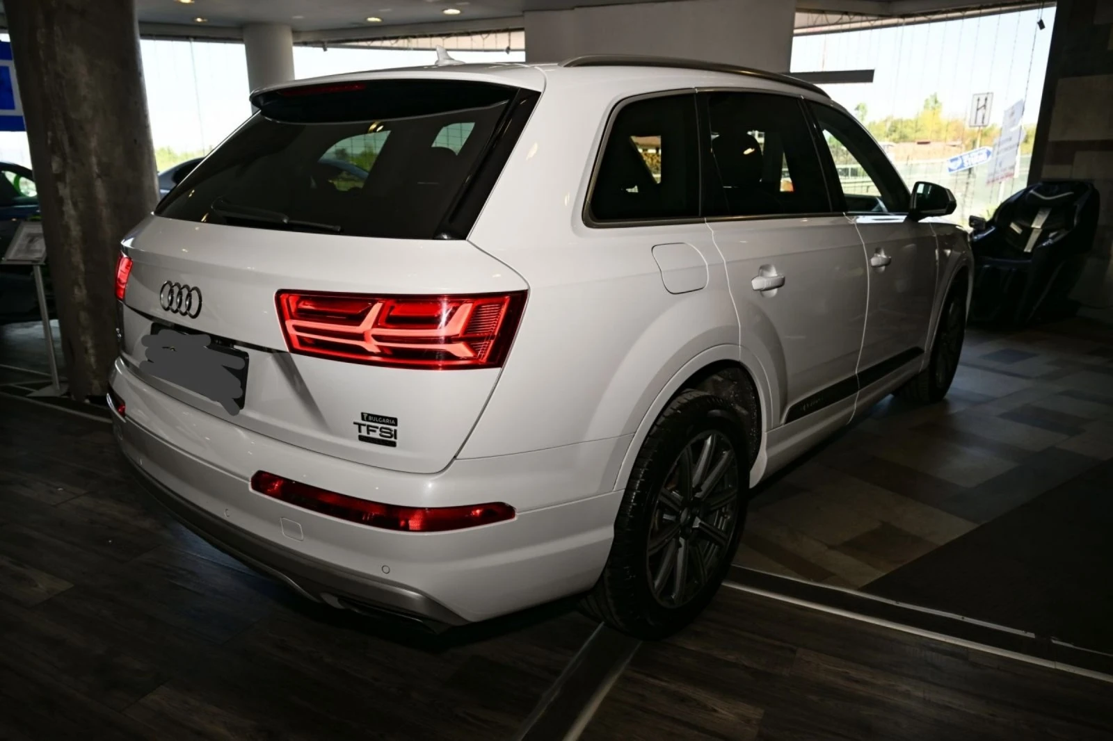 Audi Q7 Prestige 3.0TFSI V6 333кс ЛИЗИНГ, ОБДУХВ, ПАНО - изображение 8