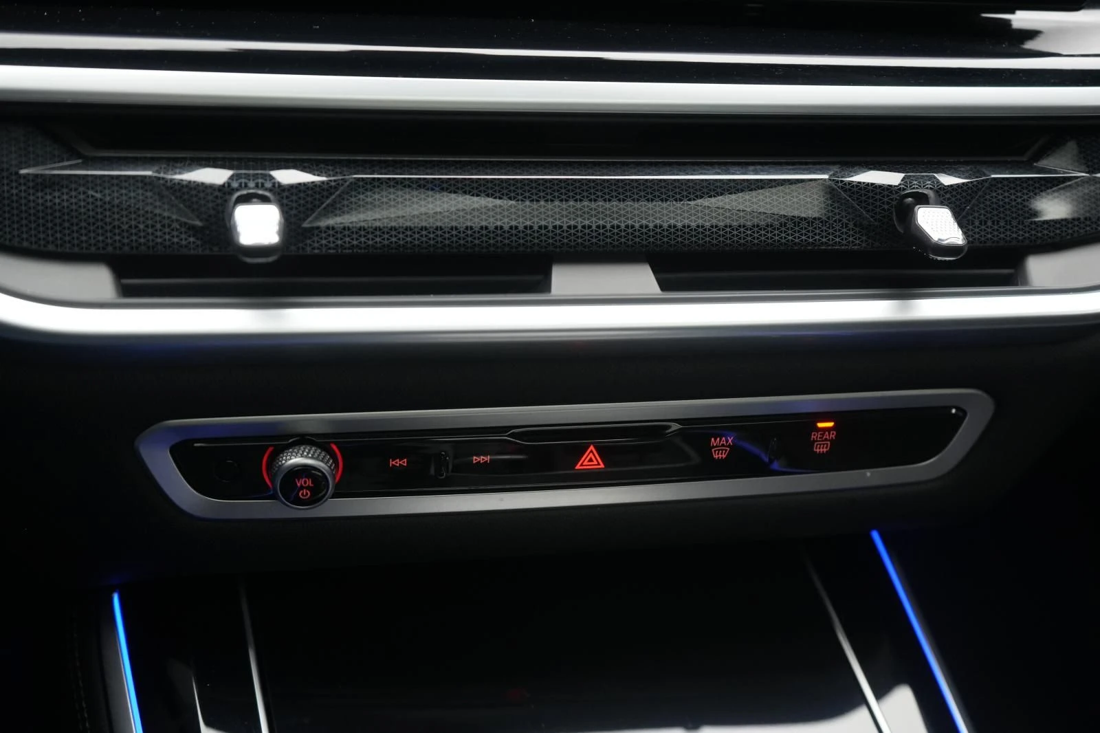BMW X5 40d/xDrive/FACELIFT/M-SPORT/H&K/HEAD UP/PANO/LED/  - изображение 10