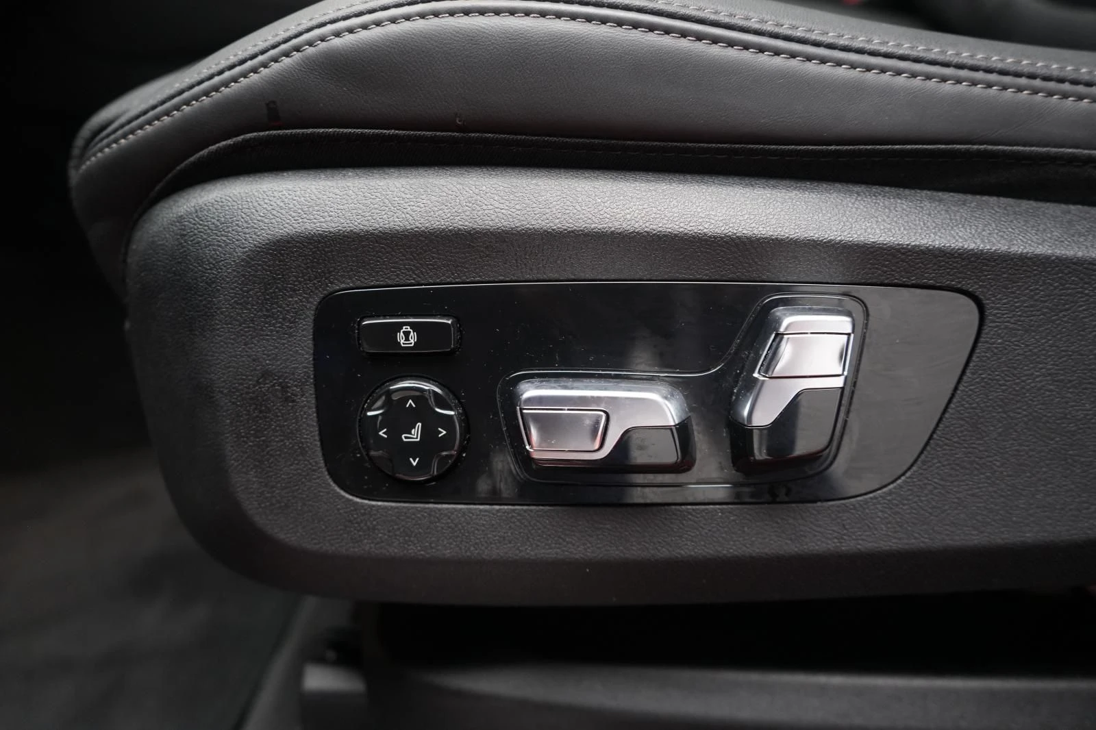BMW X5 40d/xDrive/FACELIFT/M-SPORT/H&K/HEAD UP/PANO/LED/  - изображение 6