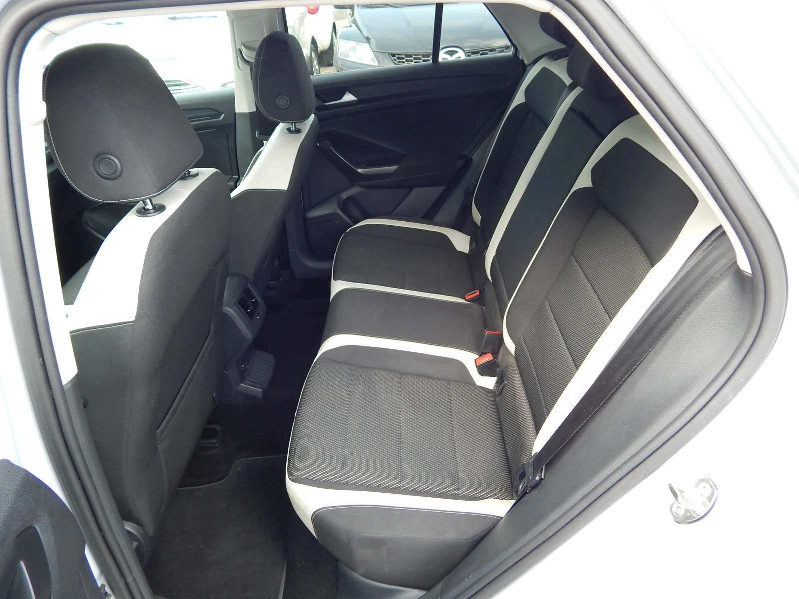 VW T-Roc 1.6TDI* DIGITAL* FULL LED* CARPLAY*  | Mobile.bg � ����������� 15