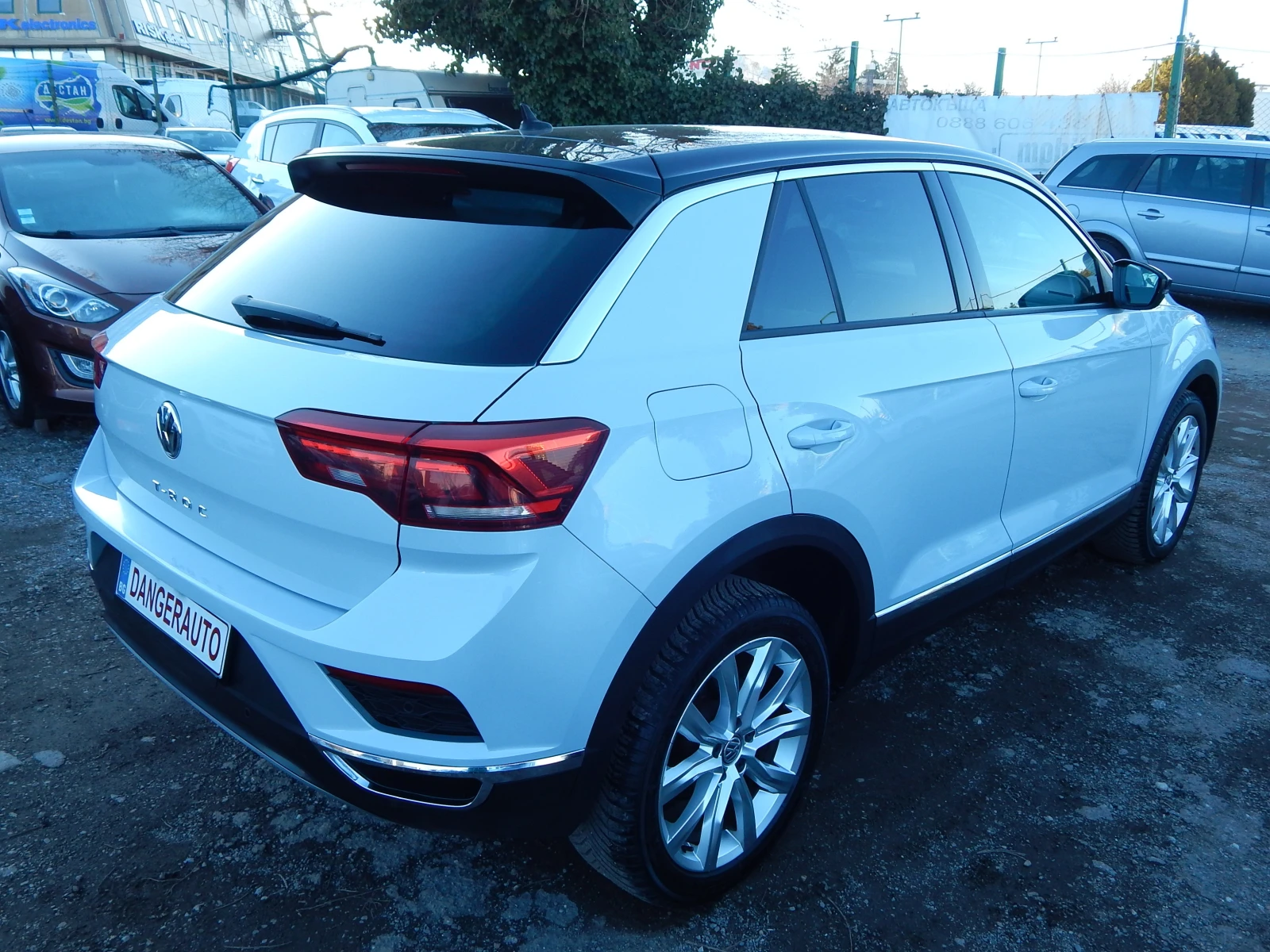 VW T-Roc 1.6TDI* DIGITAL* FULL LED* CARPLAY*  - изображение 4