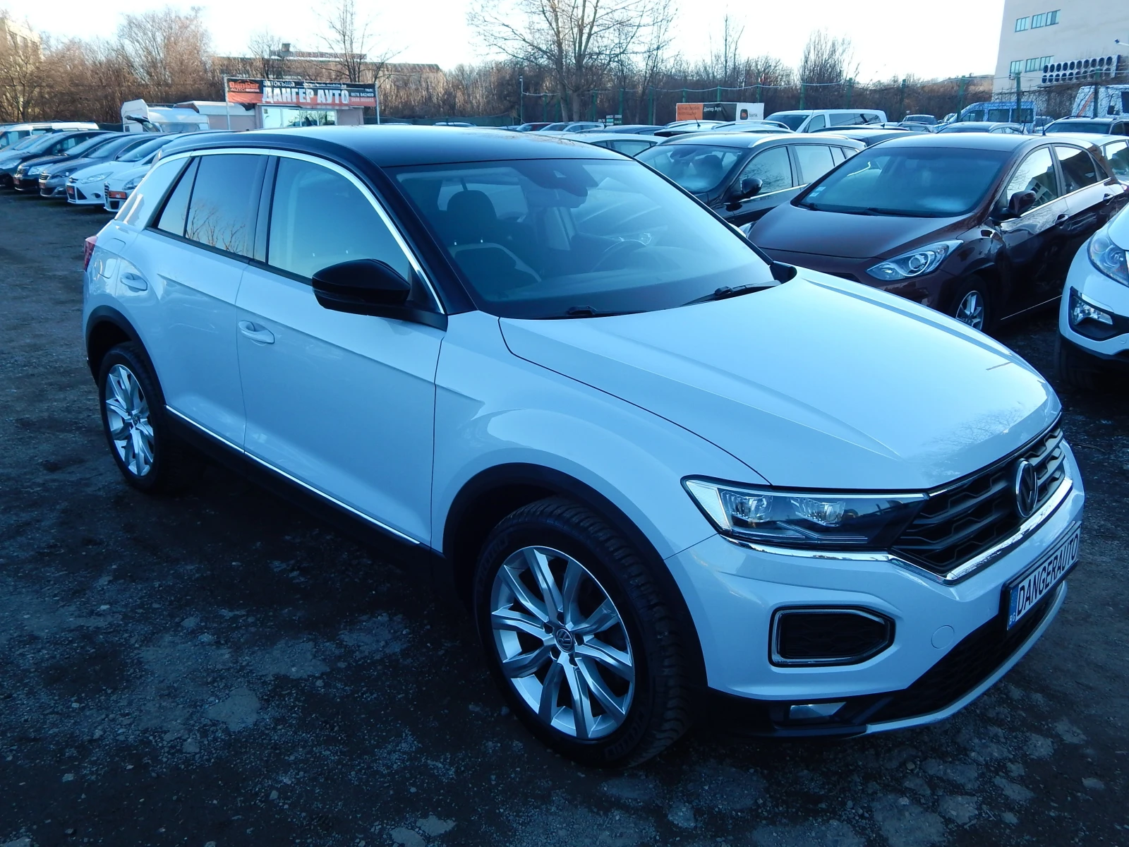 VW T-Roc 1.6TDI* DIGITAL* FULL LED* CARPLAY*  - изображение 3