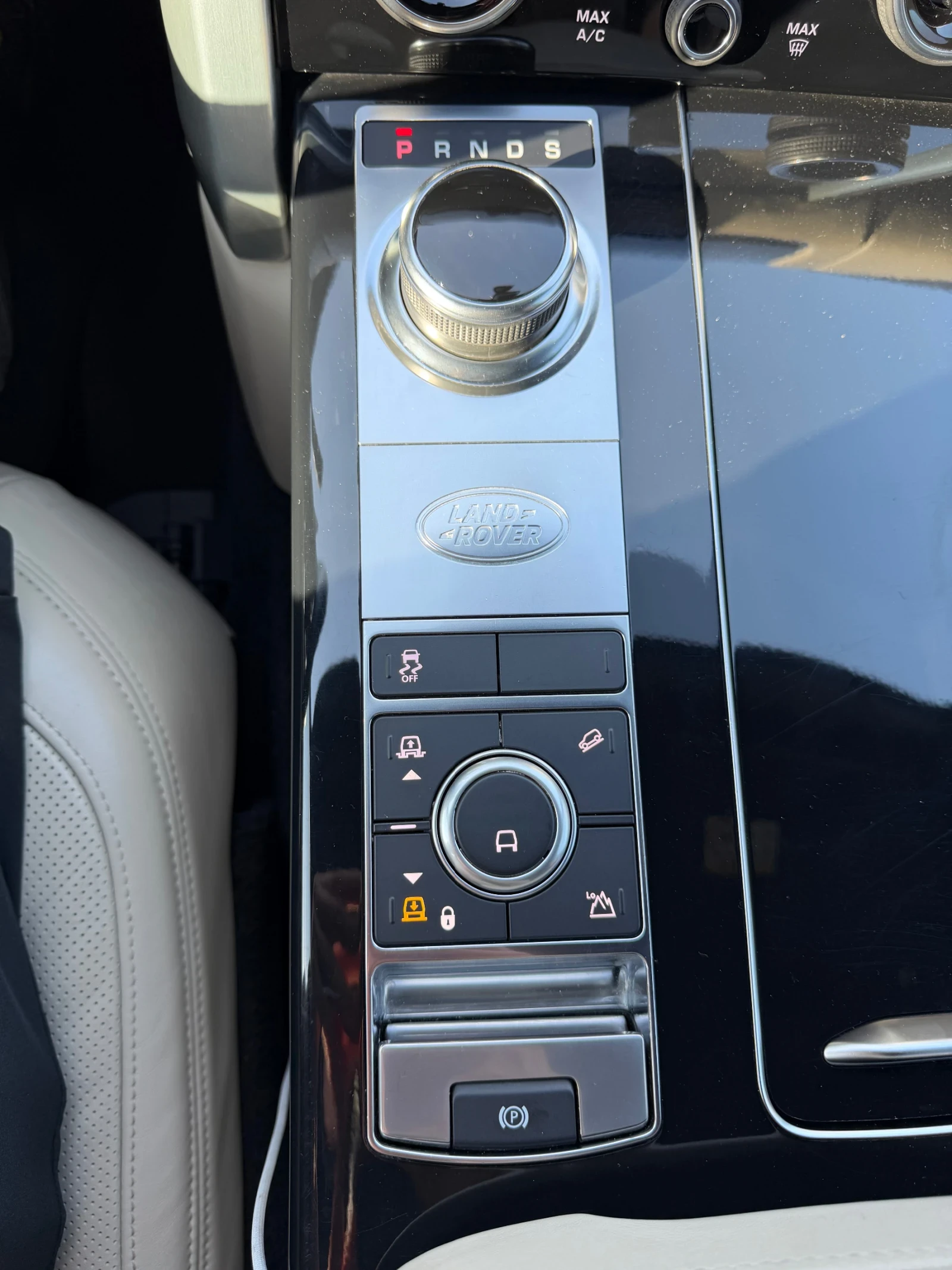 Land Rover Range rover VOGUE 3.0 FULL, снимка 15 - Автомобили и джипове - 54322995