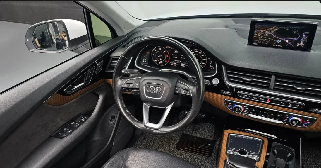 Audi Q7  35 TDI Quattro Premium, снимка 12 - Автомобили и джипове - 54463259