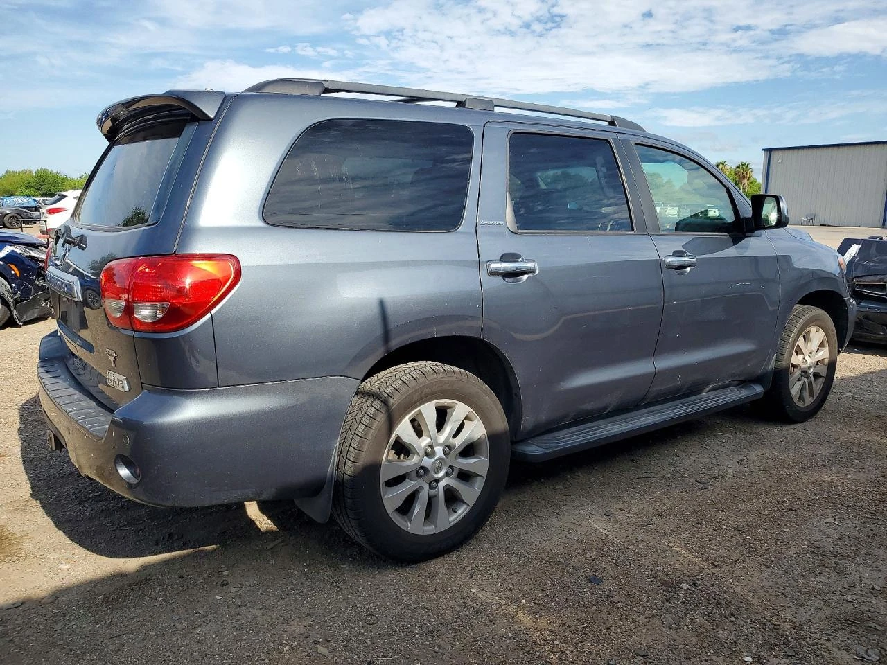 Toyota Sequoia 5.7l Limited, снимка 3 - Автомобили и джипове - 54883683