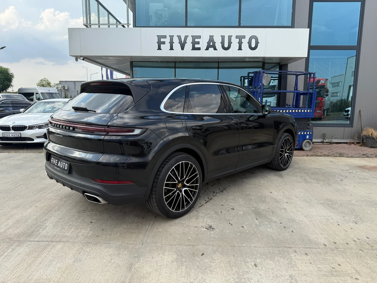 Porsche Cayenne ГАРАНЦИЯ / Soft close / Keyless / Head-up / BOSE /, снимка 7 - Автомобили и джипове - 55149365