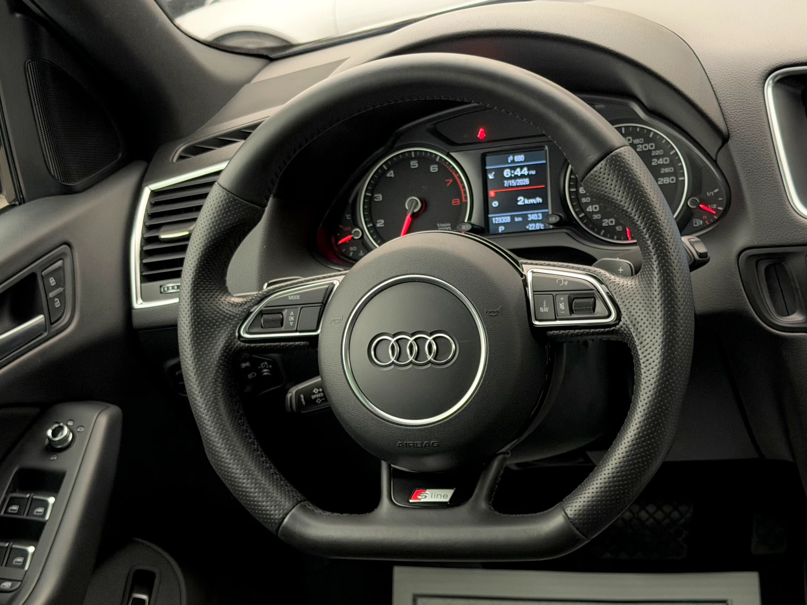 Audi Q5 S Line COMPETITION LINE, снимка 6 - Автомобили и джипове - 55487018