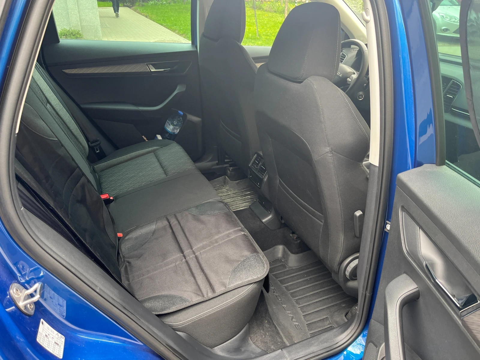 Skoda Karoq Edition, снимка 5 - Автомобили и джипове - 55944672