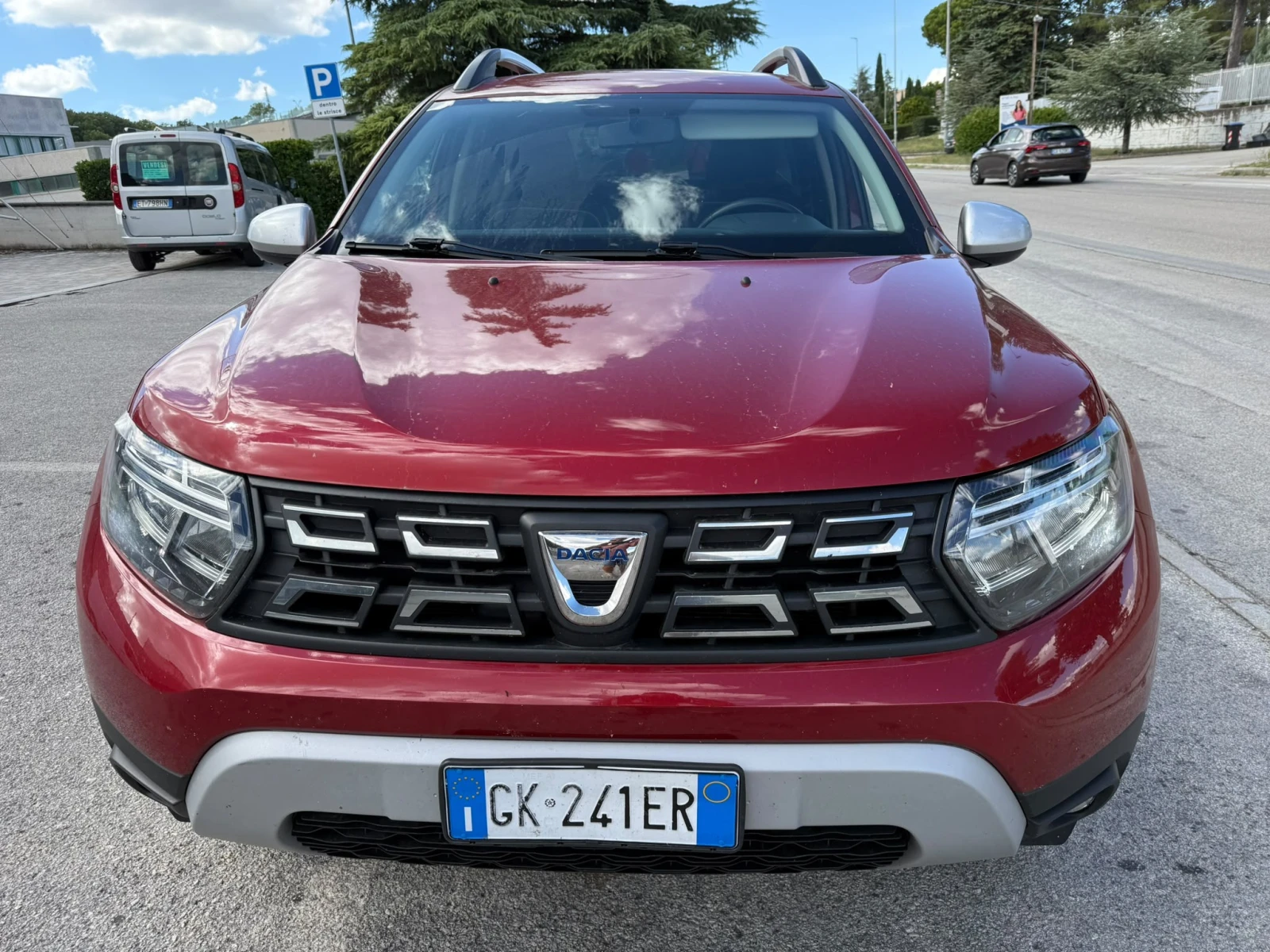 Dacia Duster * ОЧАКВАН ВНОС* УНИКАЛНО СЪСТОЯНИЕ* , снимка 3 - Автомобили и джипове - 56092105