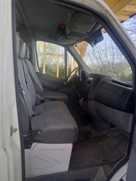 VW Crafter КЛИМАТИК / 5+ 1 места, снимка 5