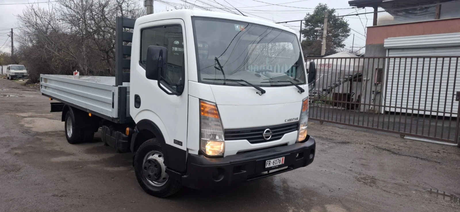 Nissan Capstar 2.5 - изображение 2