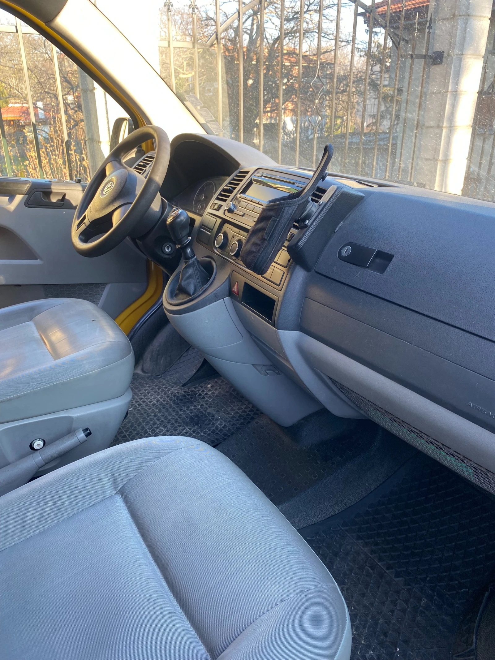 VW Transporter 2.0 TDi - изображение 6