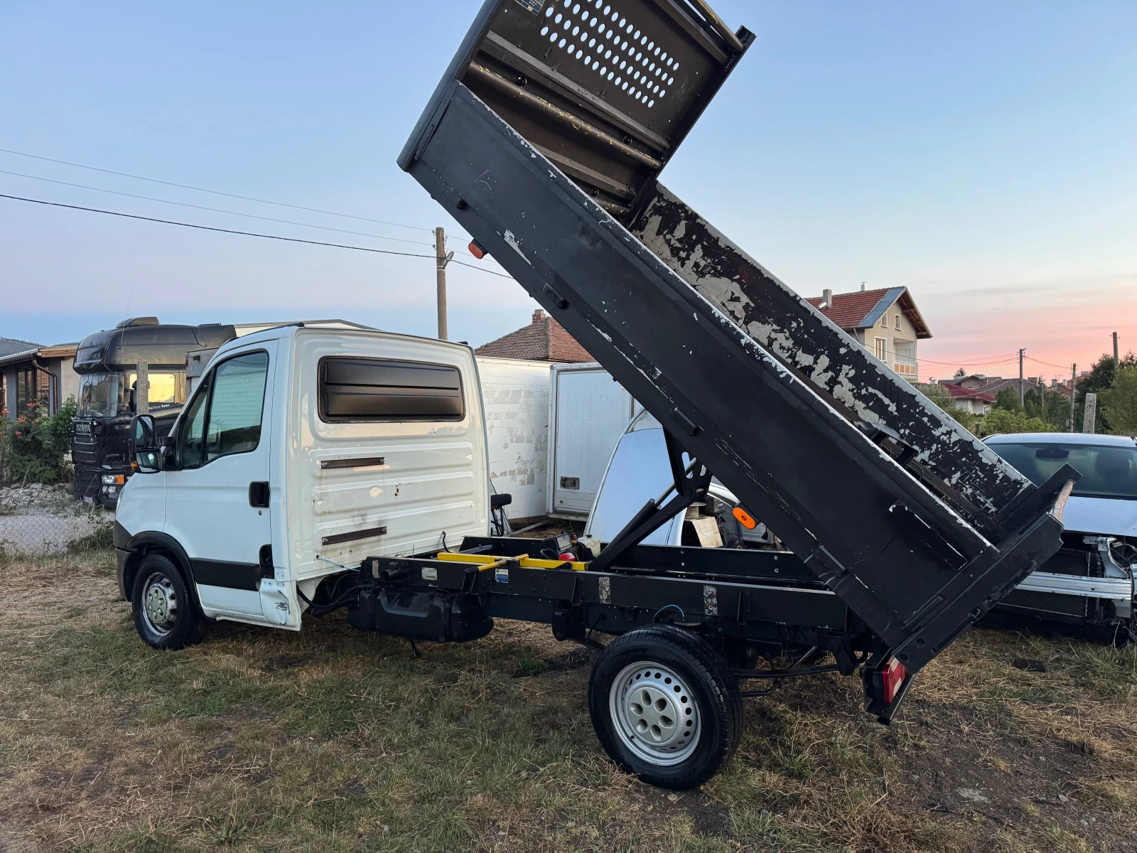 Iveco Daily Самосвал, снимка 5 - Бусове и автобуси - 56113134