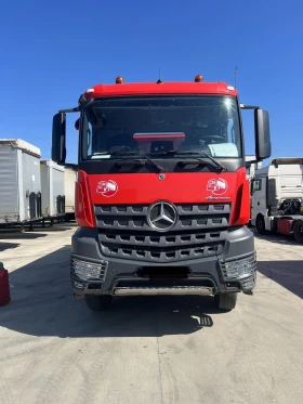     Mercedes-Benz Arocs