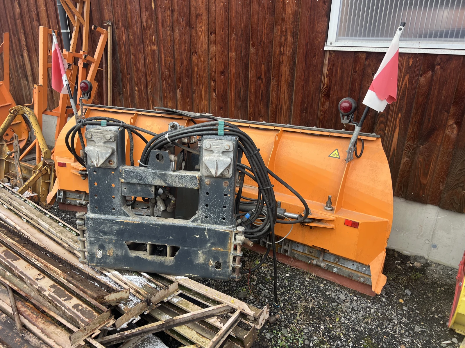     -., ,  | Mobile.bg   15