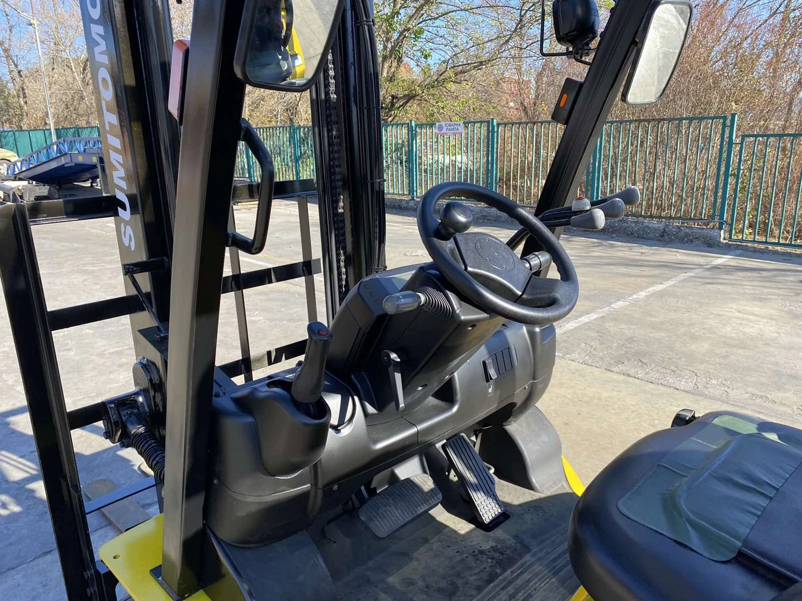  Yale   ,   | Mobile.bg   6