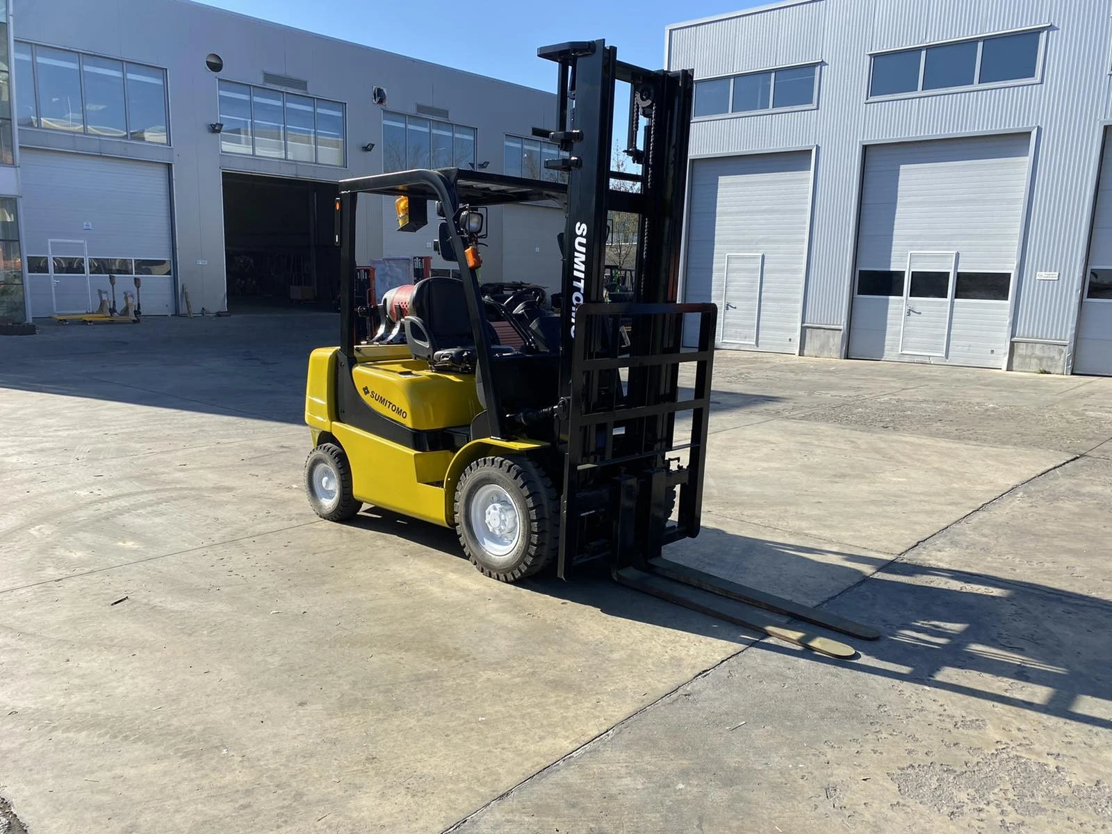  Yale   ,   | Mobile.bg   5