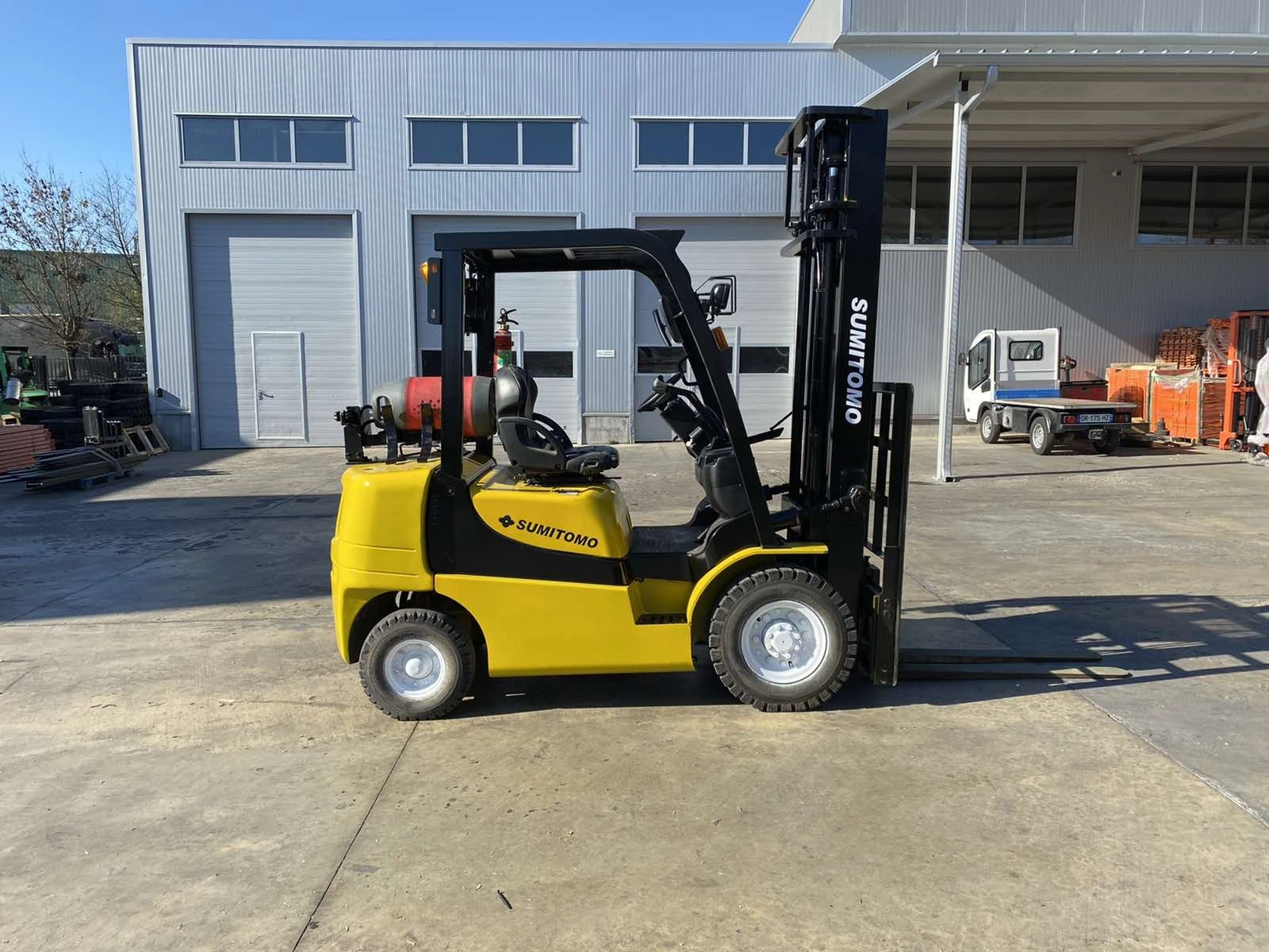  Yale   ,   | Mobile.bg   4