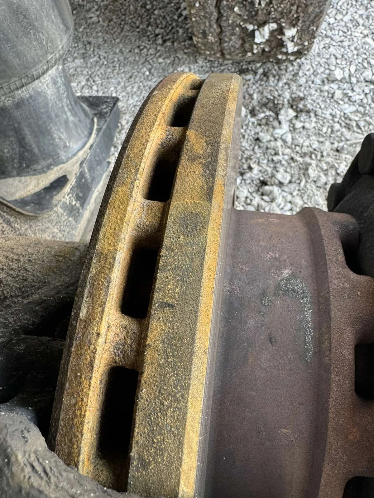 ����������� Krone 3 | Mobile.bg � ����������� 9