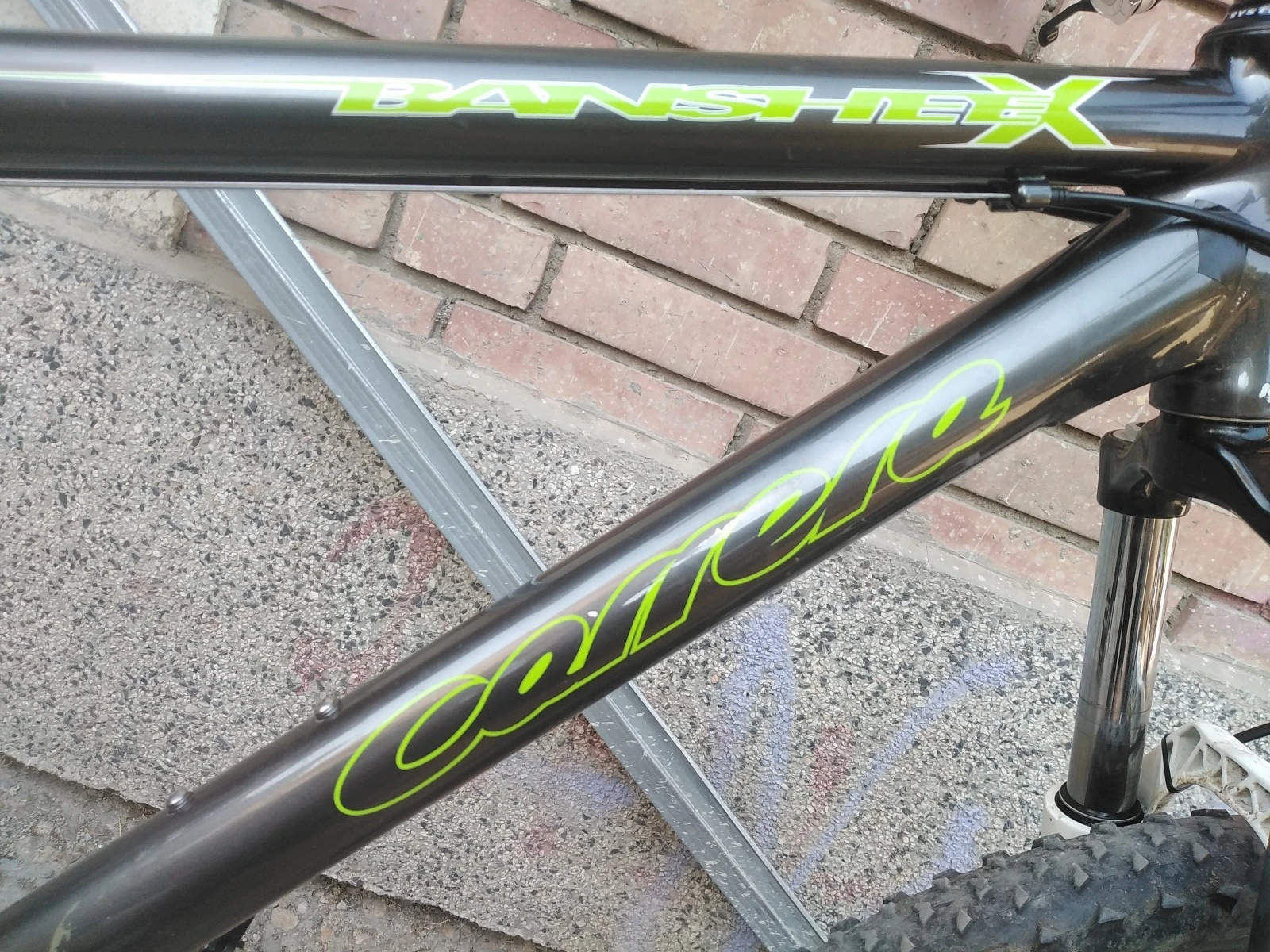  Carerra  | Mobile.bg   3