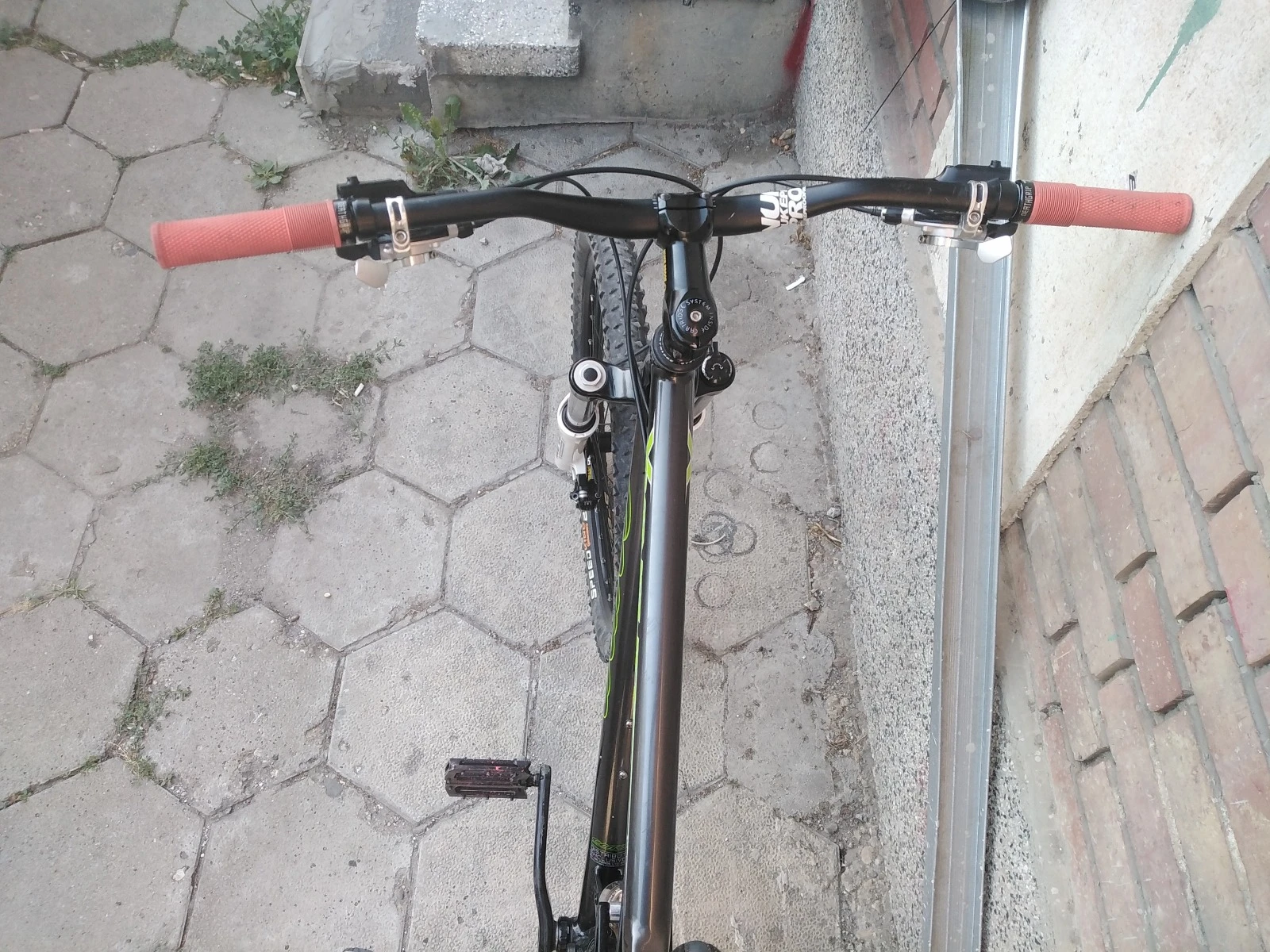  Carerra  | Mobile.bg   9