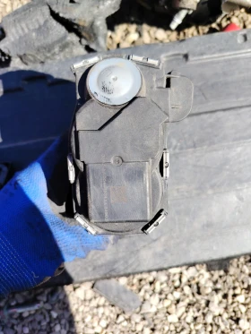 Дроселова клапа за Астра К 1.6 турбо 2017г, снимка 3