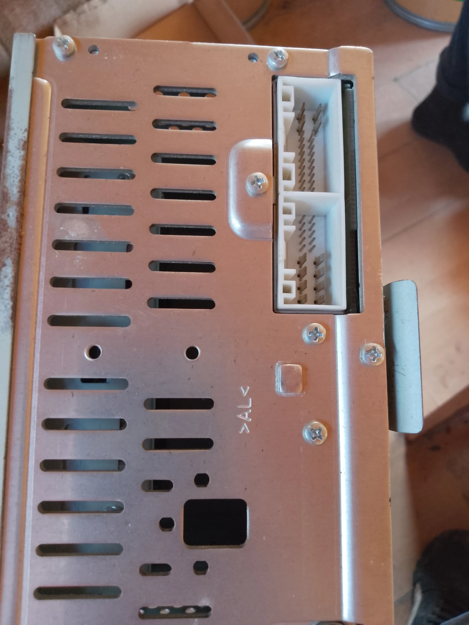 961701W700CA       100IHEE | Mobile.bg   3