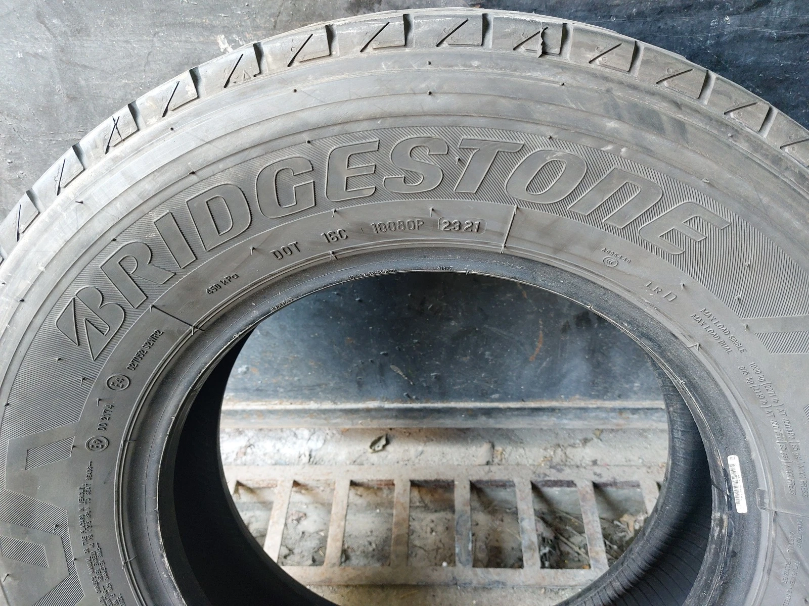 ���� 215/70R15 | Mobile.bg � ����������� 4