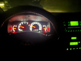 Toyota Corolla 2.0d4d-116, снимка 14