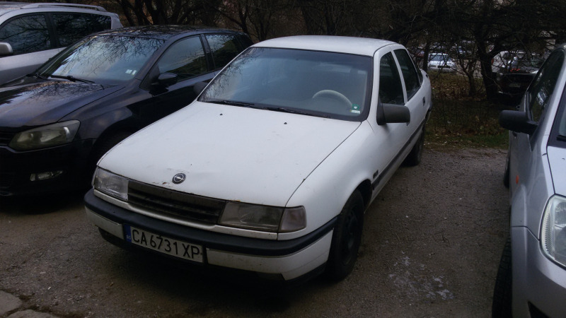 Opel Vectra 1.8 i , GLS + ГАЗ, снимка 1 - Автомобили и джипове - 46172896
