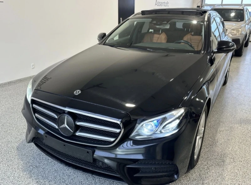 Mercedes-Benz E 220 AMG FULL ПАНОРАМА ДИСТРОНИК, снимка 1 - Автомобили и джипове - 47153504