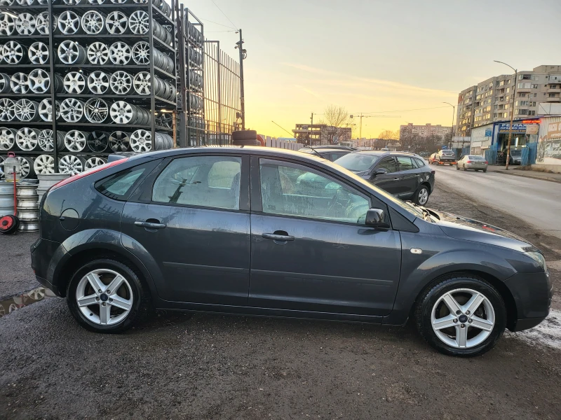 Ford Focus 1.6cdti -90k.c., снимка 6 - Автомобили и джипове - 48878459