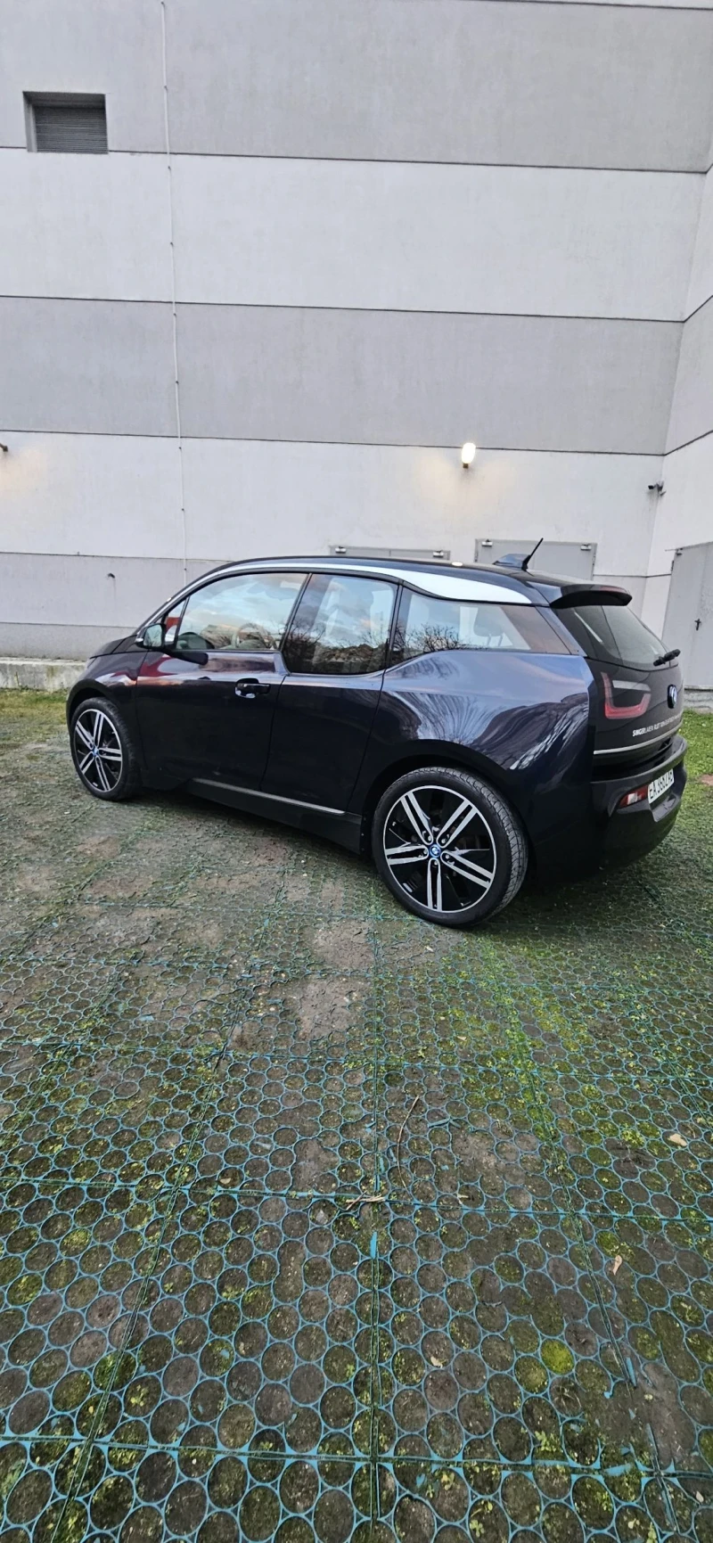 BMW i3 120ah 42.2kwh Дистроник Кей лейс, снимка 4 - Автомобили и джипове - 49499975