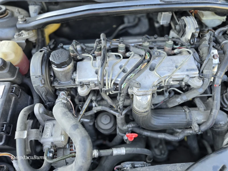 Volvo V70 D5, снимка 8 - Автомобили и джипове - 52620713