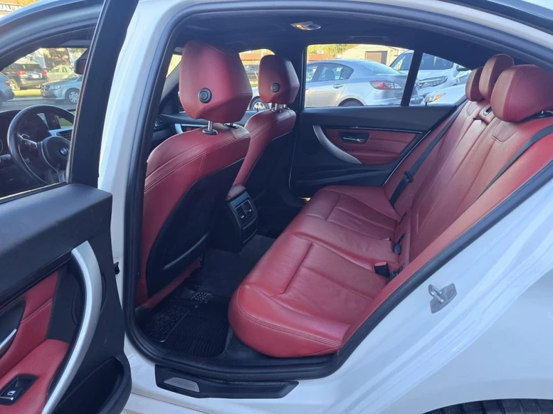 BMW 328 * 4dr Sdn 328i xDrive AWD * CARFAX * ЦЕНА ДО БГ, снимка 13 - Автомобили и джипове - 52828717