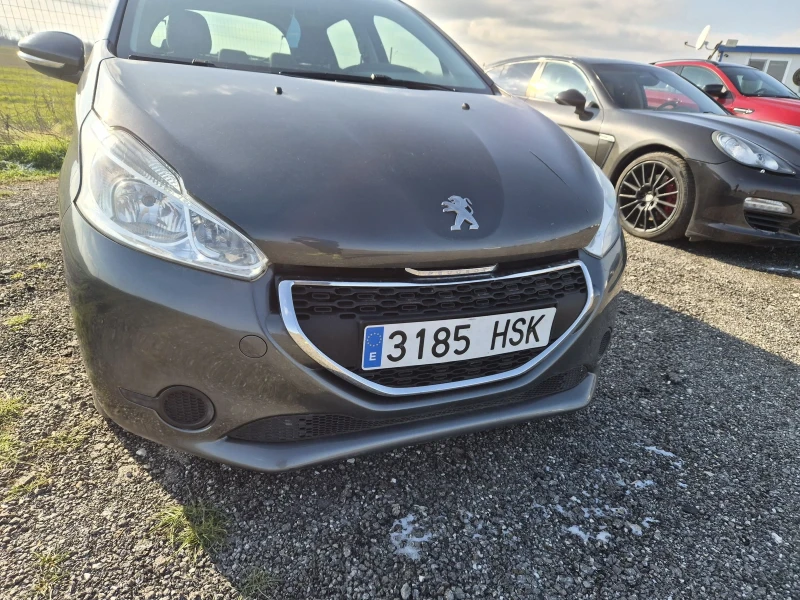 Peugeot 208, снимка 2 - Автомобили и джипове - 53157432
