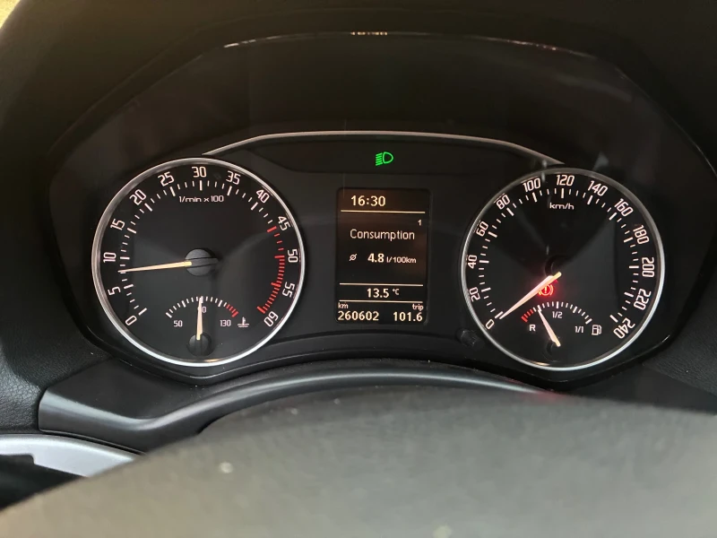 Skoda Octavia, снимка 7 - Автомобили и джипове - 53398116