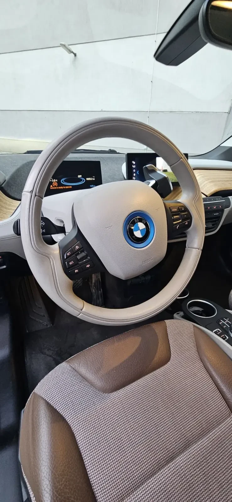 BMW i3 120ah 42.2kwh Дистроник Кей лейс, снимка 7 - Автомобили и джипове - 49406095