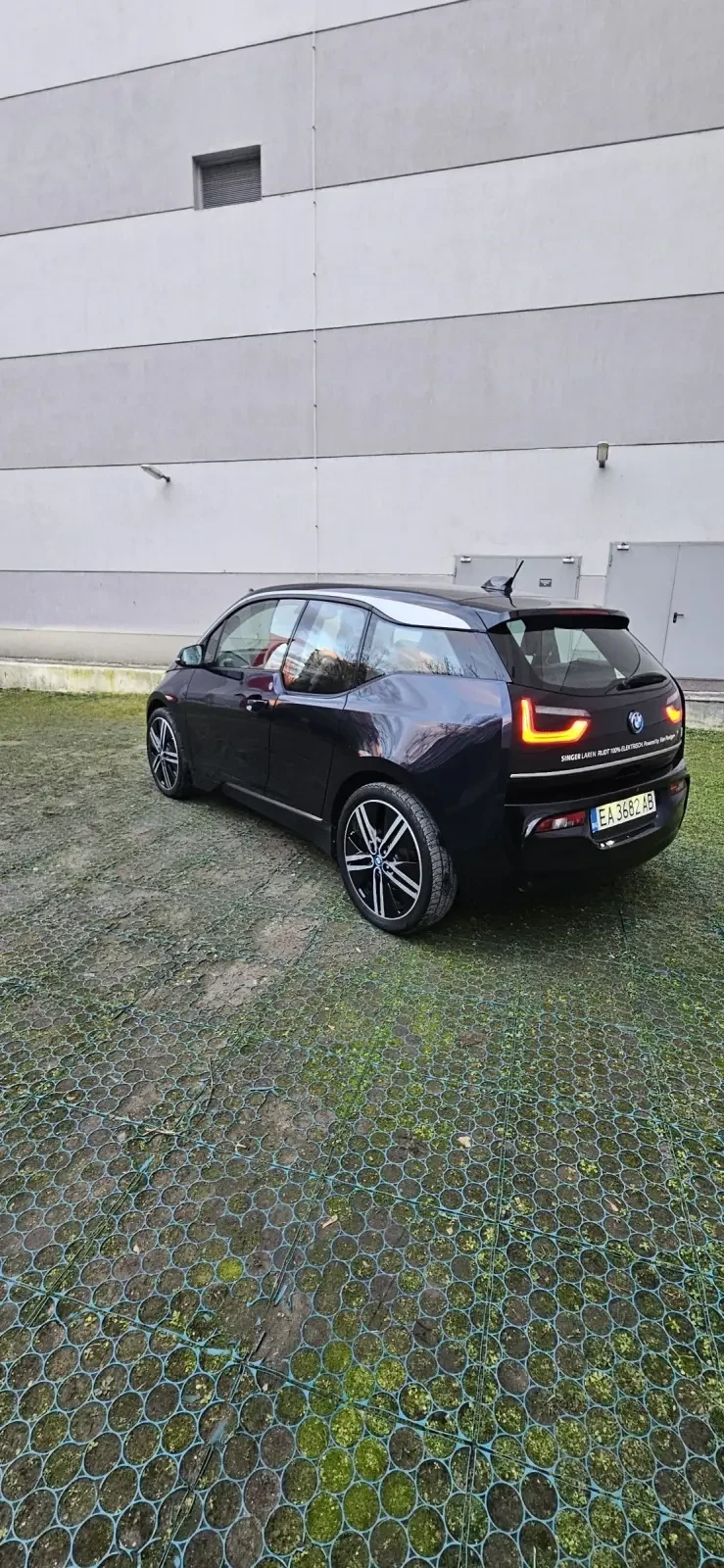 BMW i3 120ah 42.2kwh Дистроник Кей лейс, снимка 3 - Автомобили и джипове - 49499975