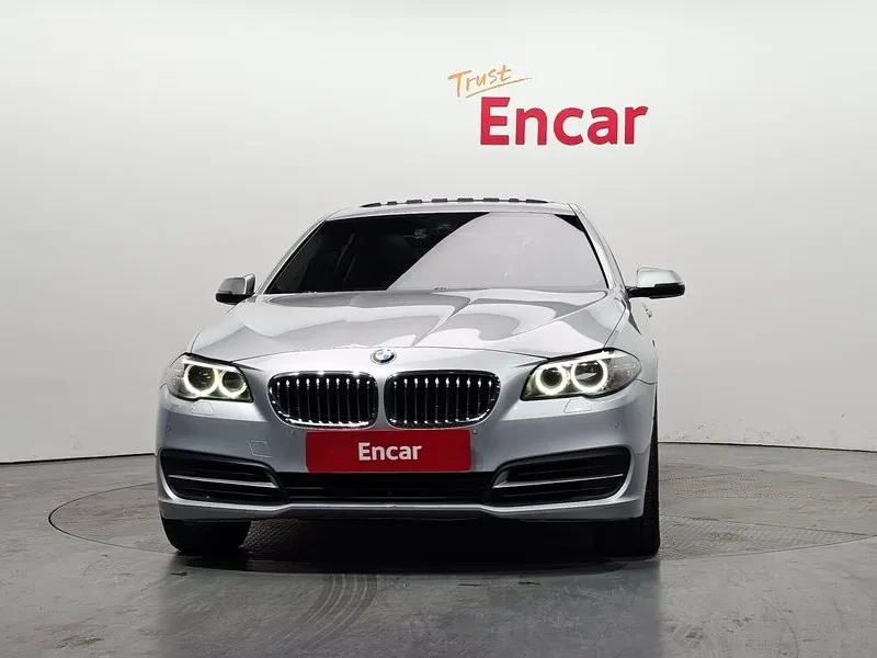 BMW 528 i, снимка 3 - Автомобили и джипове - 53856756