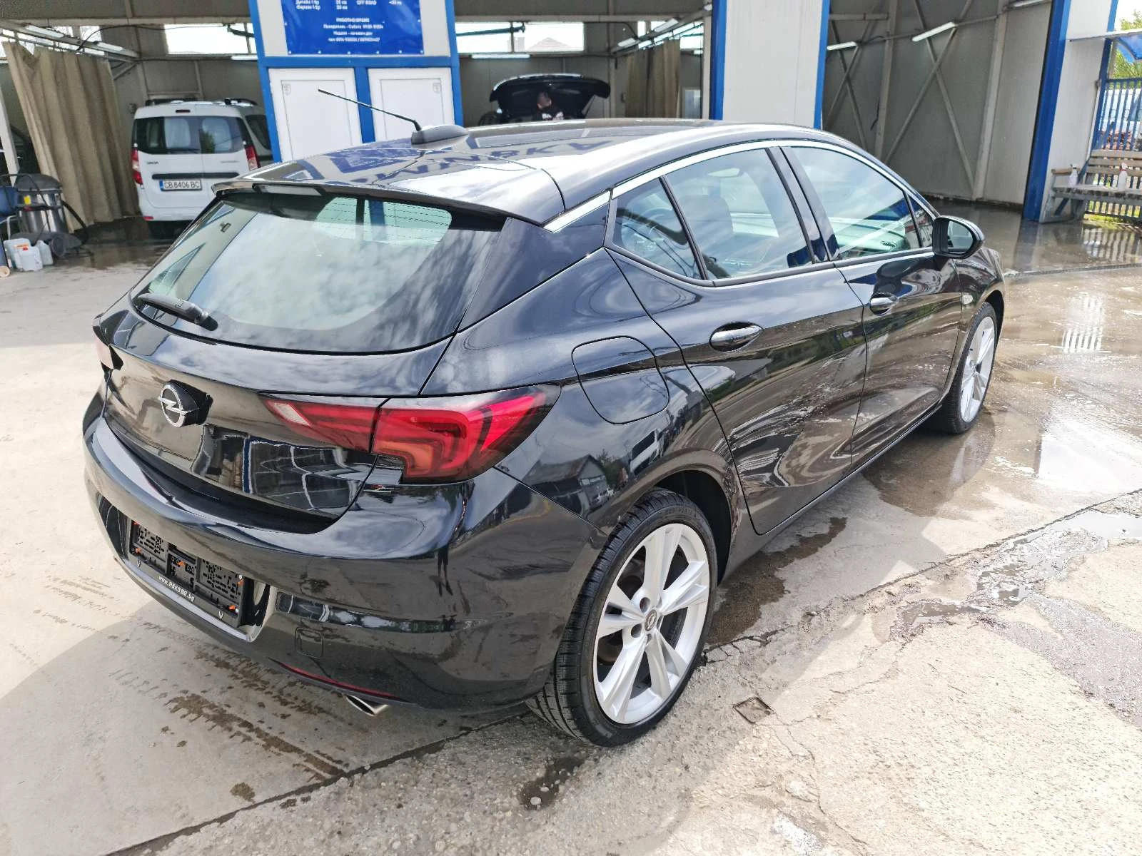 Opel Astra 1, 6 TURBO Benzin - изображение 6