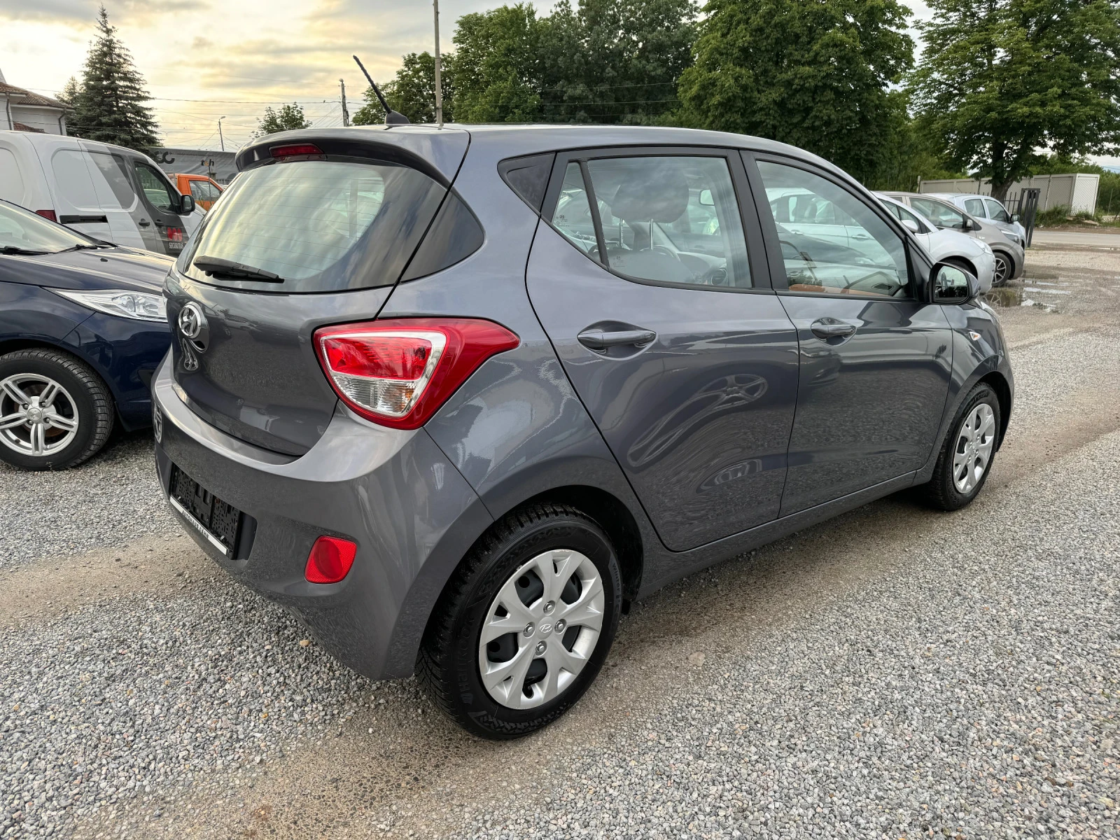 Hyundai I10 1.0i GPL Klima EURO 6 - изображение 7