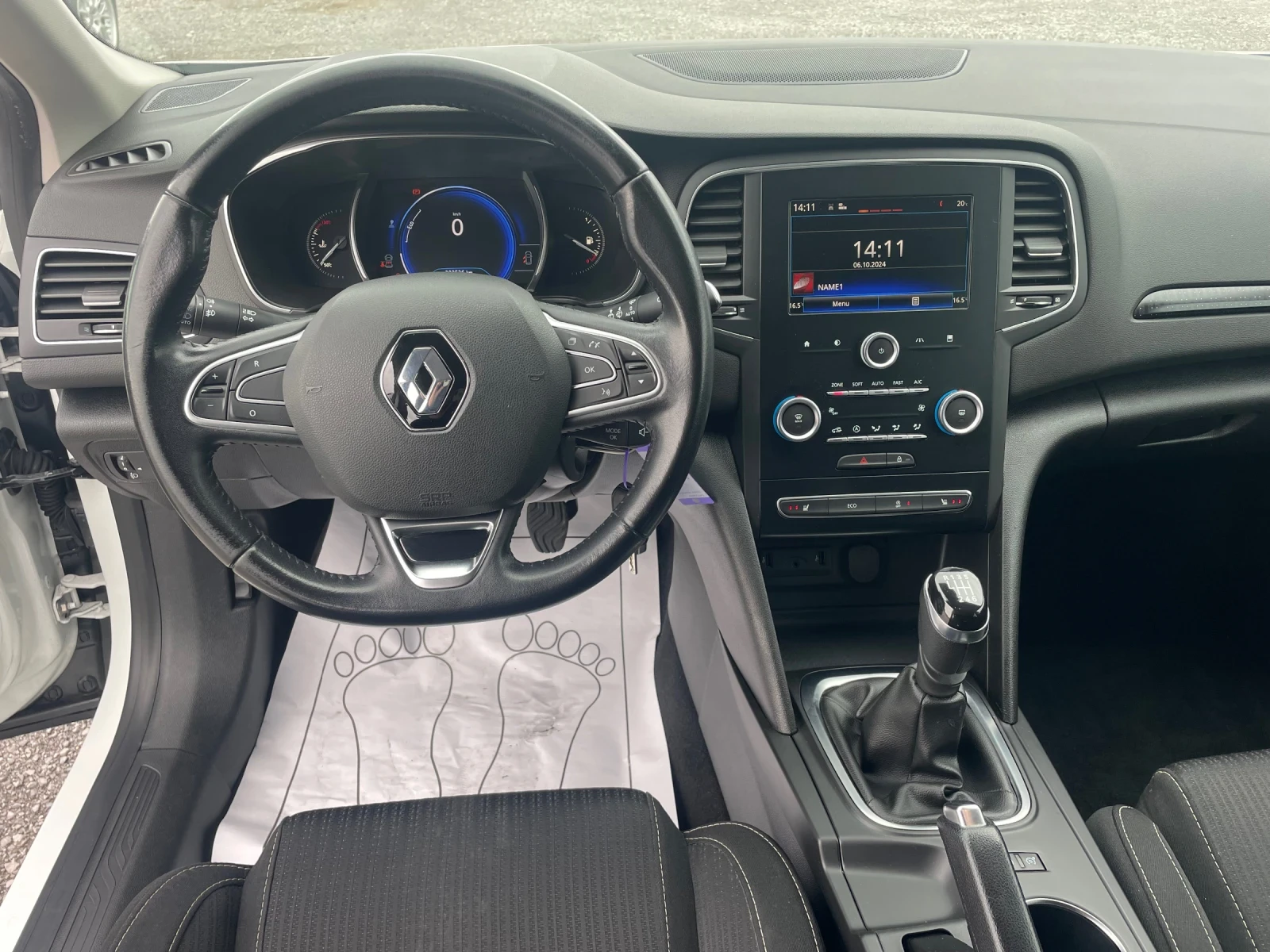 Renault Megane 1.5DCI EURO6 NAVI LED ПОДГРЕВ - изображение 7